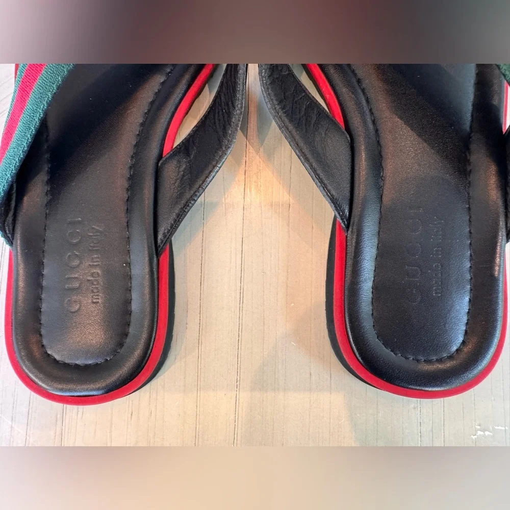 🔥GUCCI🔥 GG Microguccissima Web Thong Men’s Black Leather Sandal – Size 9